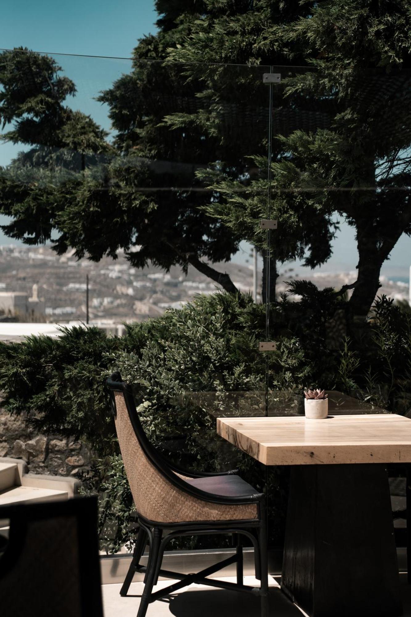 Asty Mykonos & - World Of One Group 5*
