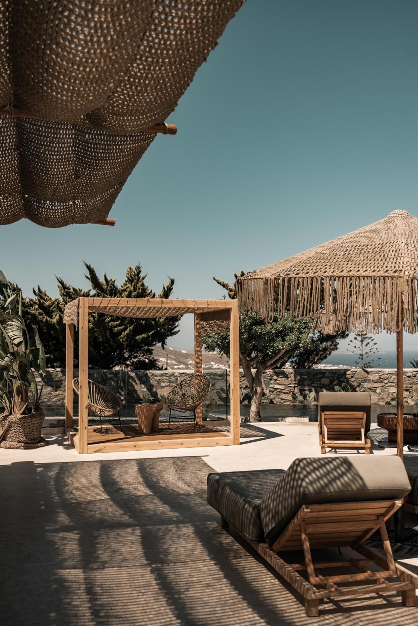Asty Mykonos & - World Of One Group