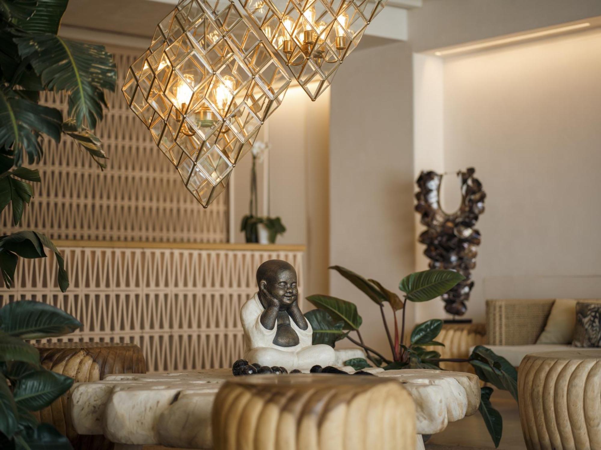 Asty Mykonos & - World Of One Group Hotel 5*