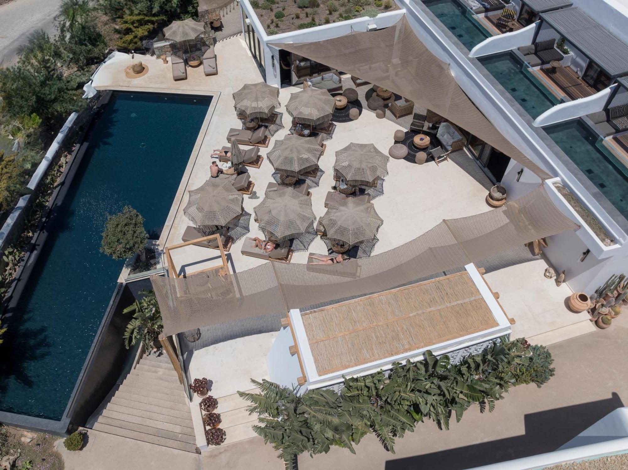 Asty Mykonos & - World Of One Group Hotel 5*