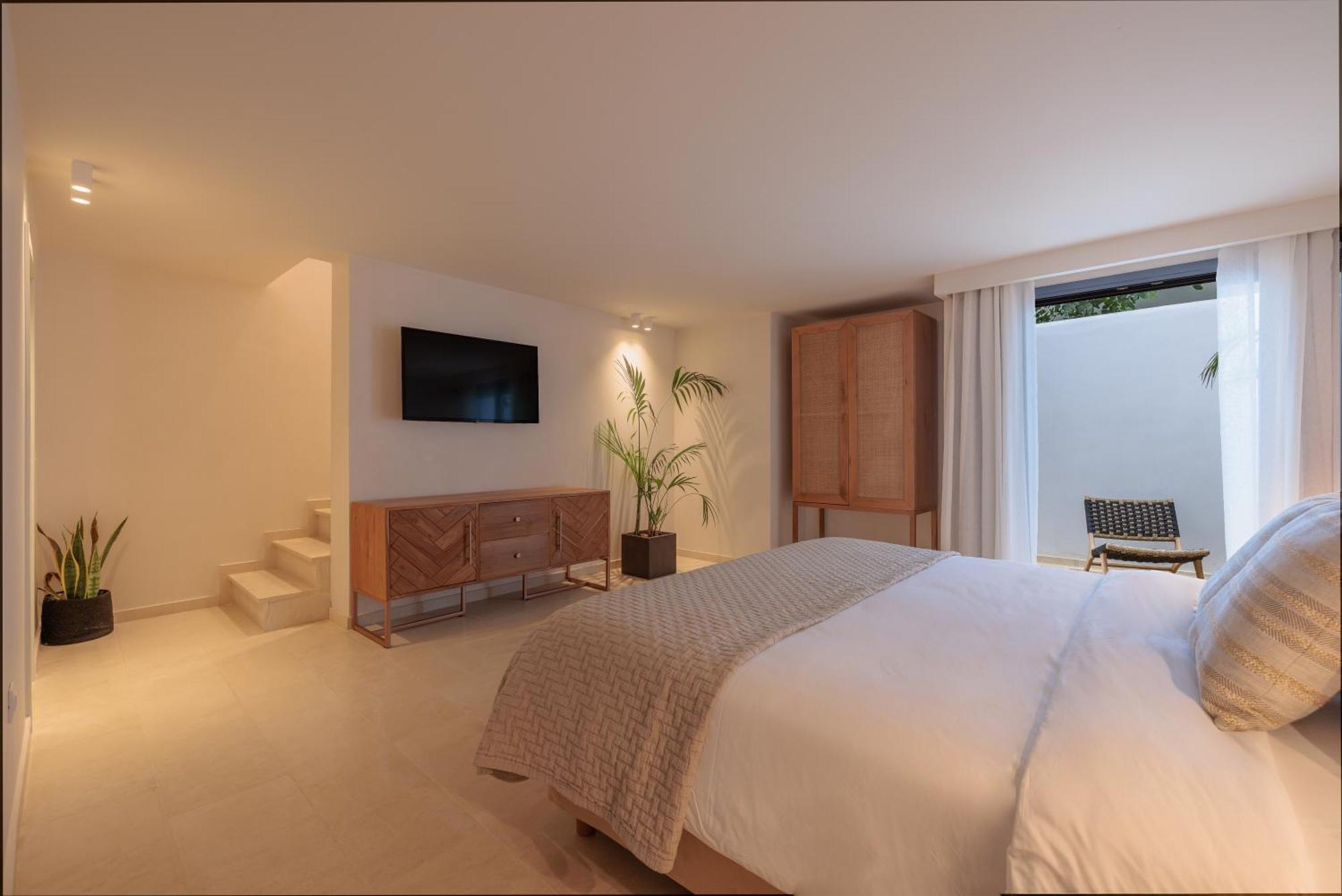 Hotel Asty Mykonos & - World Of One Group 5*
