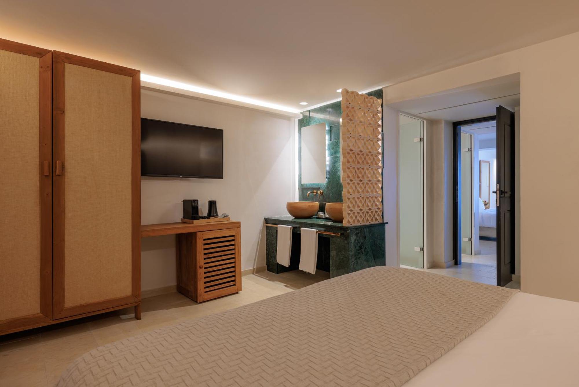 Hotel Asty Mykonos & - World Of One Group 5*