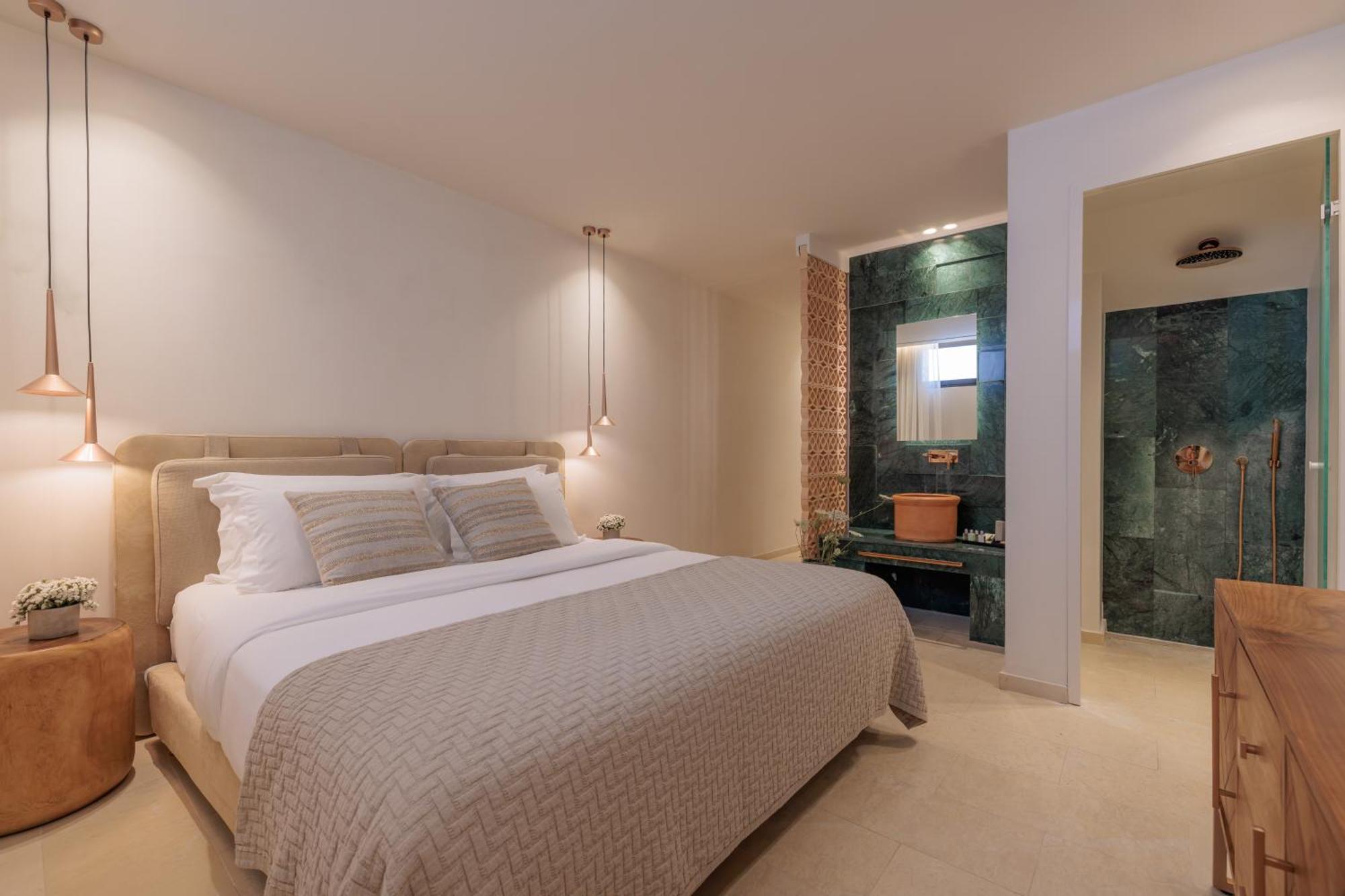Asty Mykonos & - World Of One Group Hotel 5*