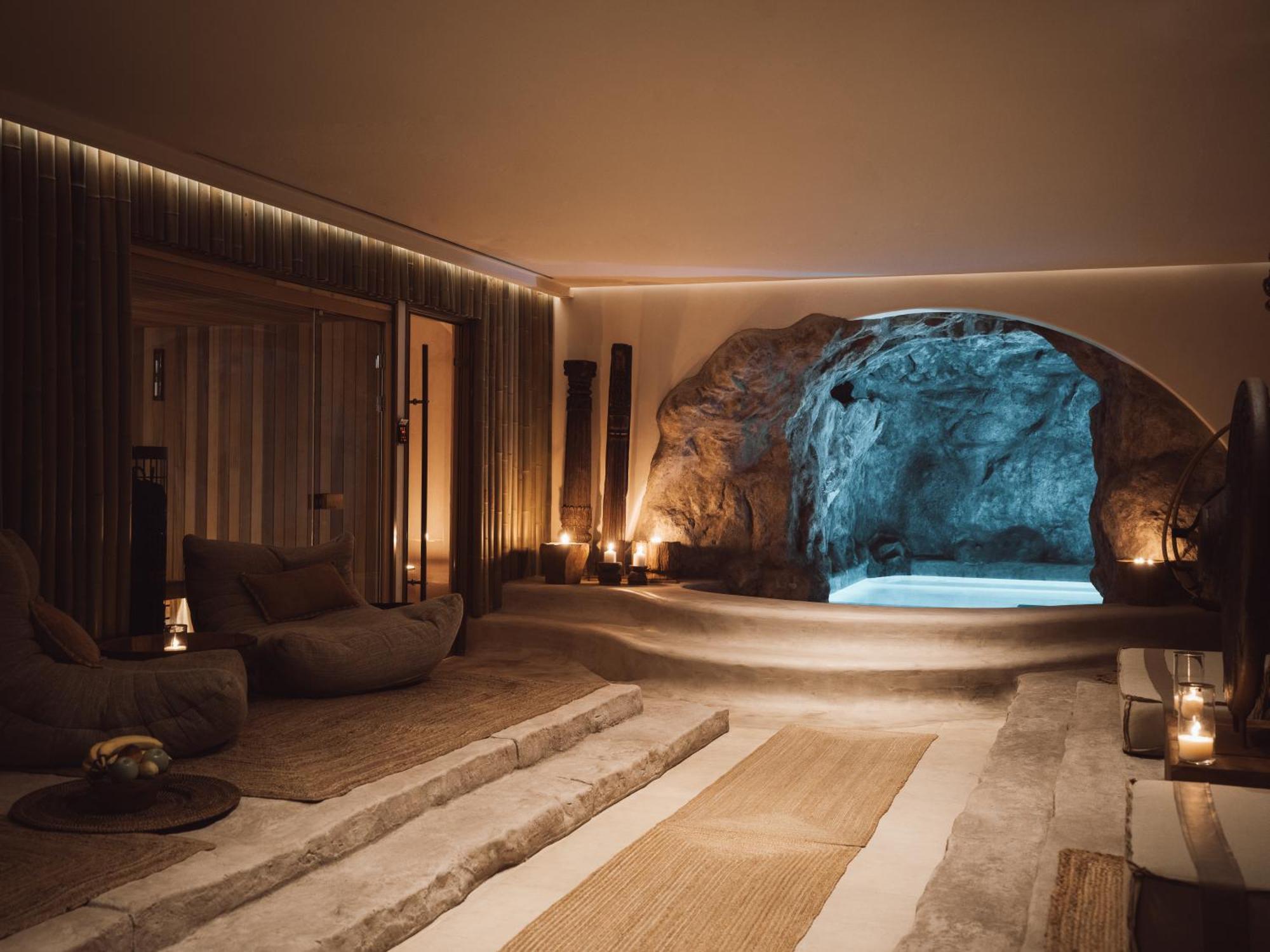 Asty Mykonos & - World Of One Group Hotel 5*