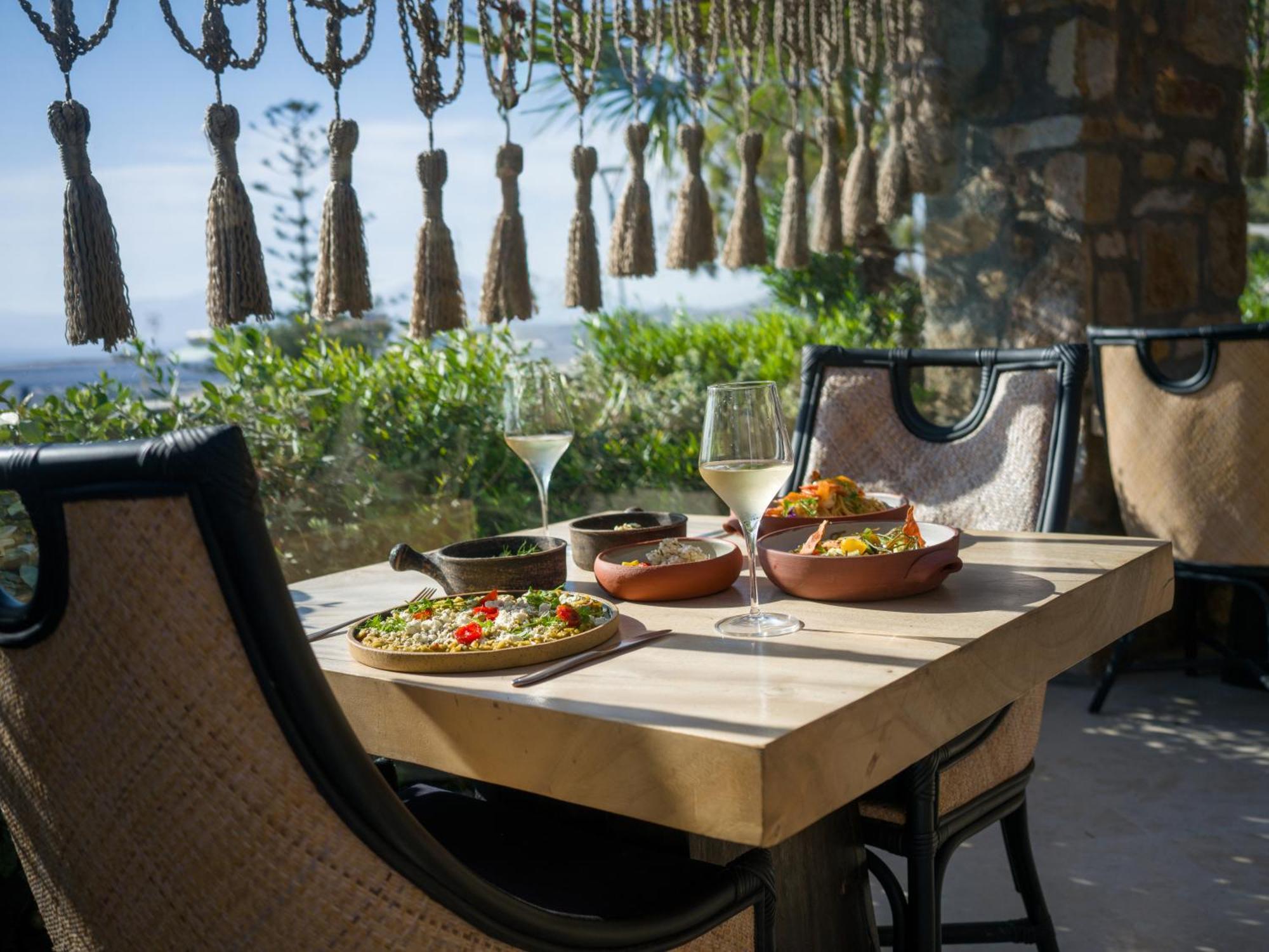 Asty Mykonos & - World Of One Group Hotel 5*