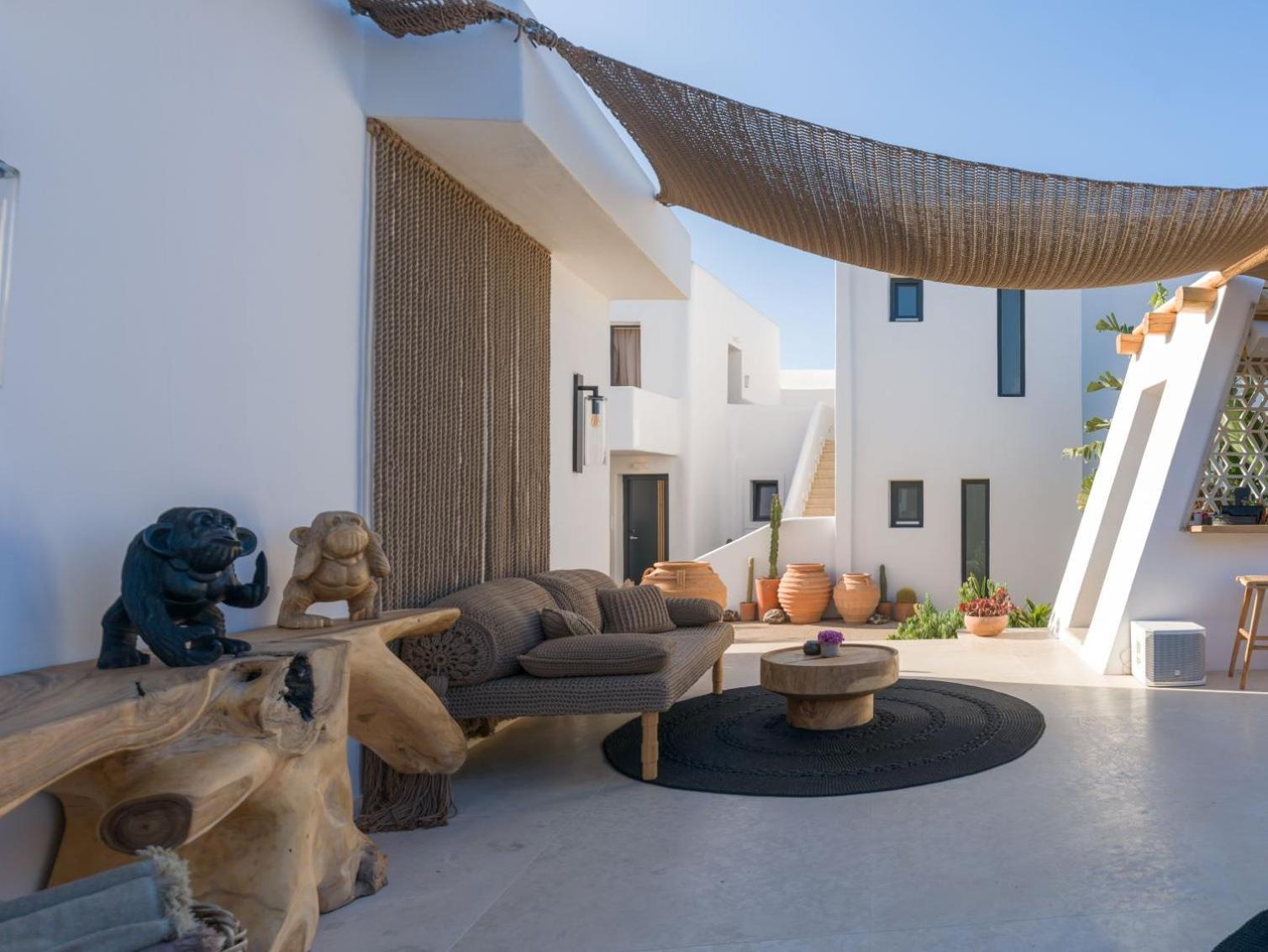 Asty Mykonos & - World Of One Group 5*